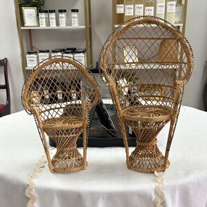 Elegant Wicker Chair Set - Natural Brown